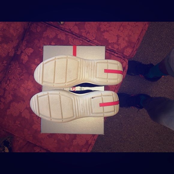 Men’s Prada’s - Picture 1 of 8
